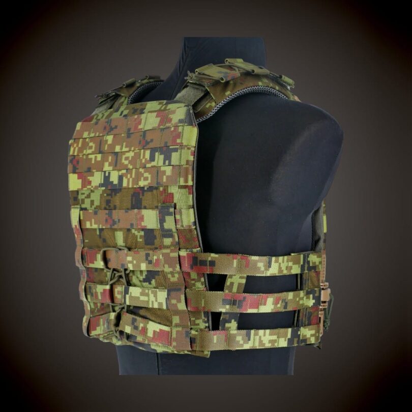 M-Pro plaadikandja komplekt PC4, EEdigi - Matrix Protect taktikaline varustus 