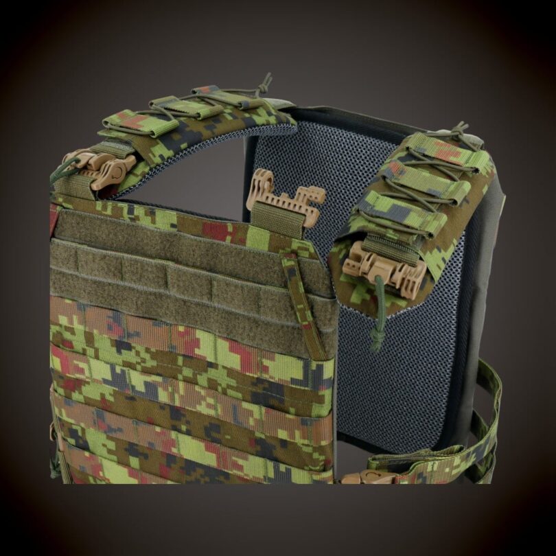 M-Pro plaadikandja komplekt PC4, EEdigi - Matrix Protect taktikaline varustus 