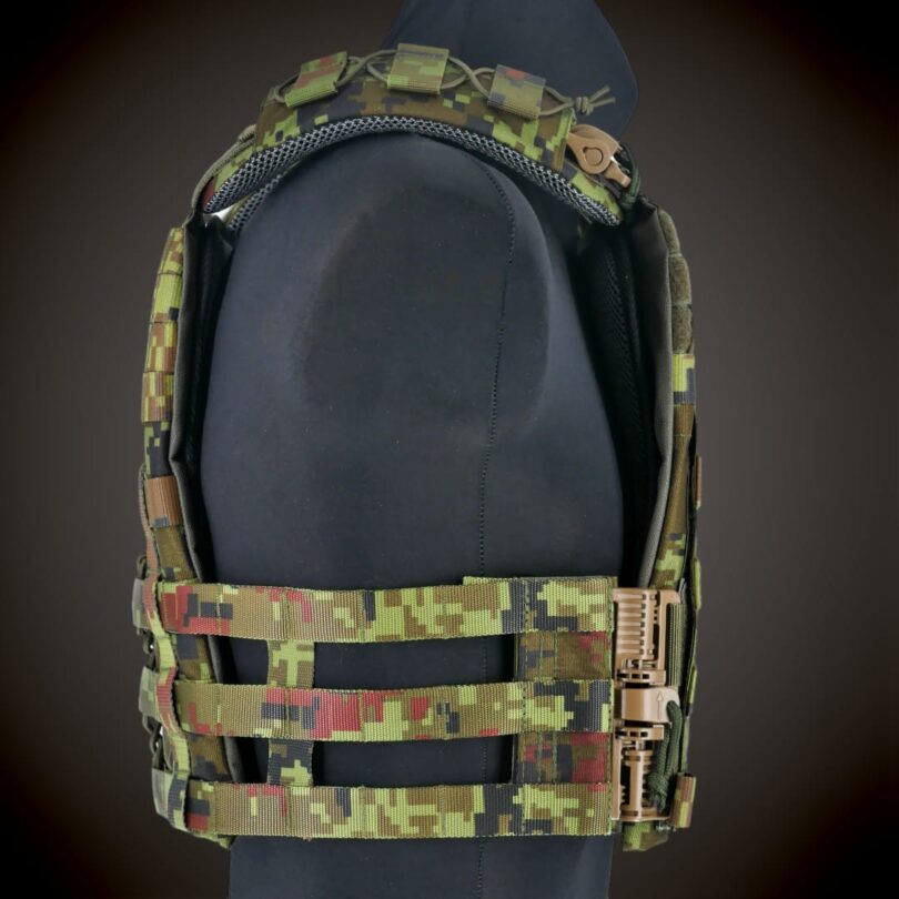 M-Pro plaadikandja komplekt PC5, EEdigi - Matrix Protect taktikaline varustus 