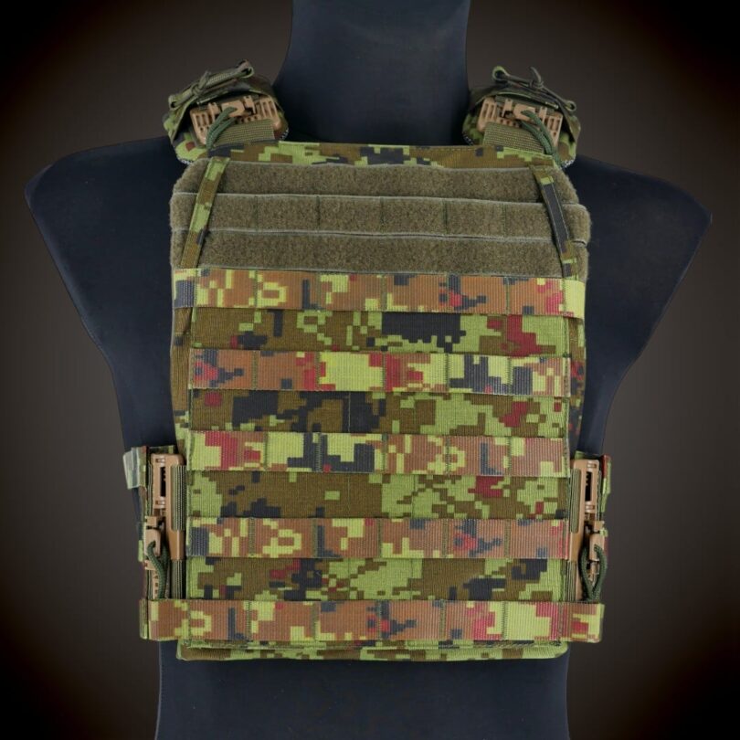 M-Pro plaadikandja komplekt PC5, EEdigi - Matrix Protect taktikaline varustus 